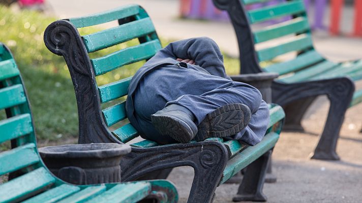 Las olas de calor dificultan la vida de las personas sin hogar