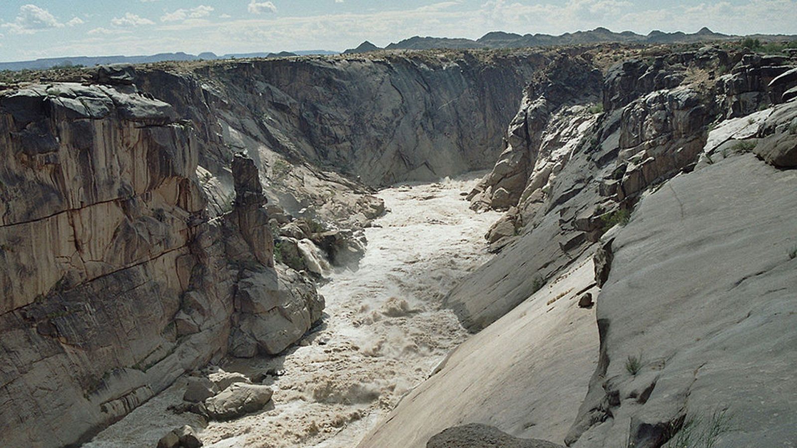 África extrema - Episodio 6: El oasis lineal - ver ahora