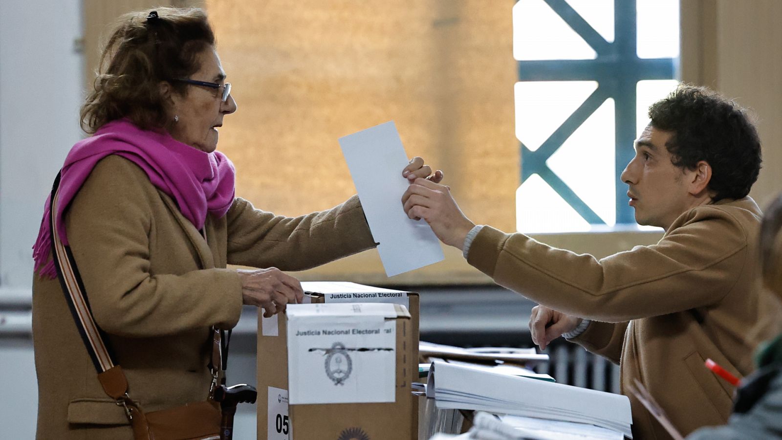 Argentina celebra unas primarias clave para definir la carrera presidencial