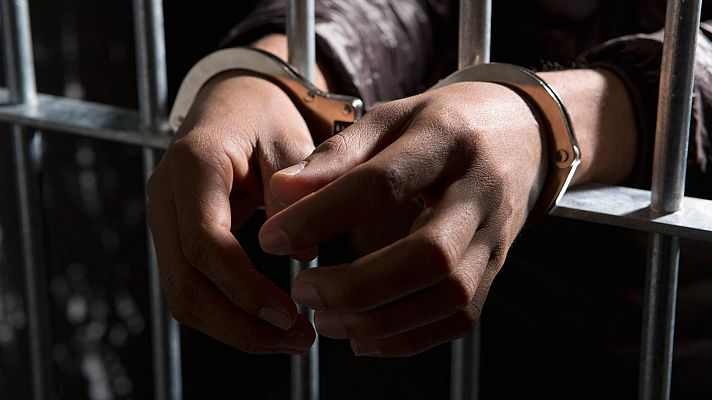 Telediario 1 - La situación "crítica" de las cárceles italianas