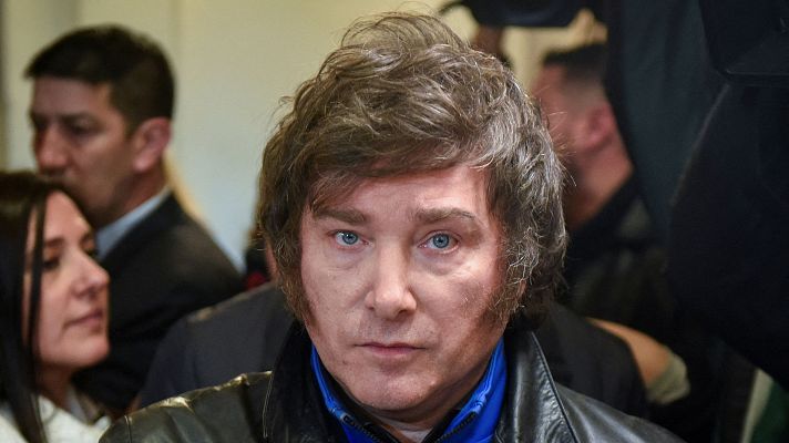 Telediario 1 - Así es Javier Milei, el ultraderechista ganador de las primarias argentinas