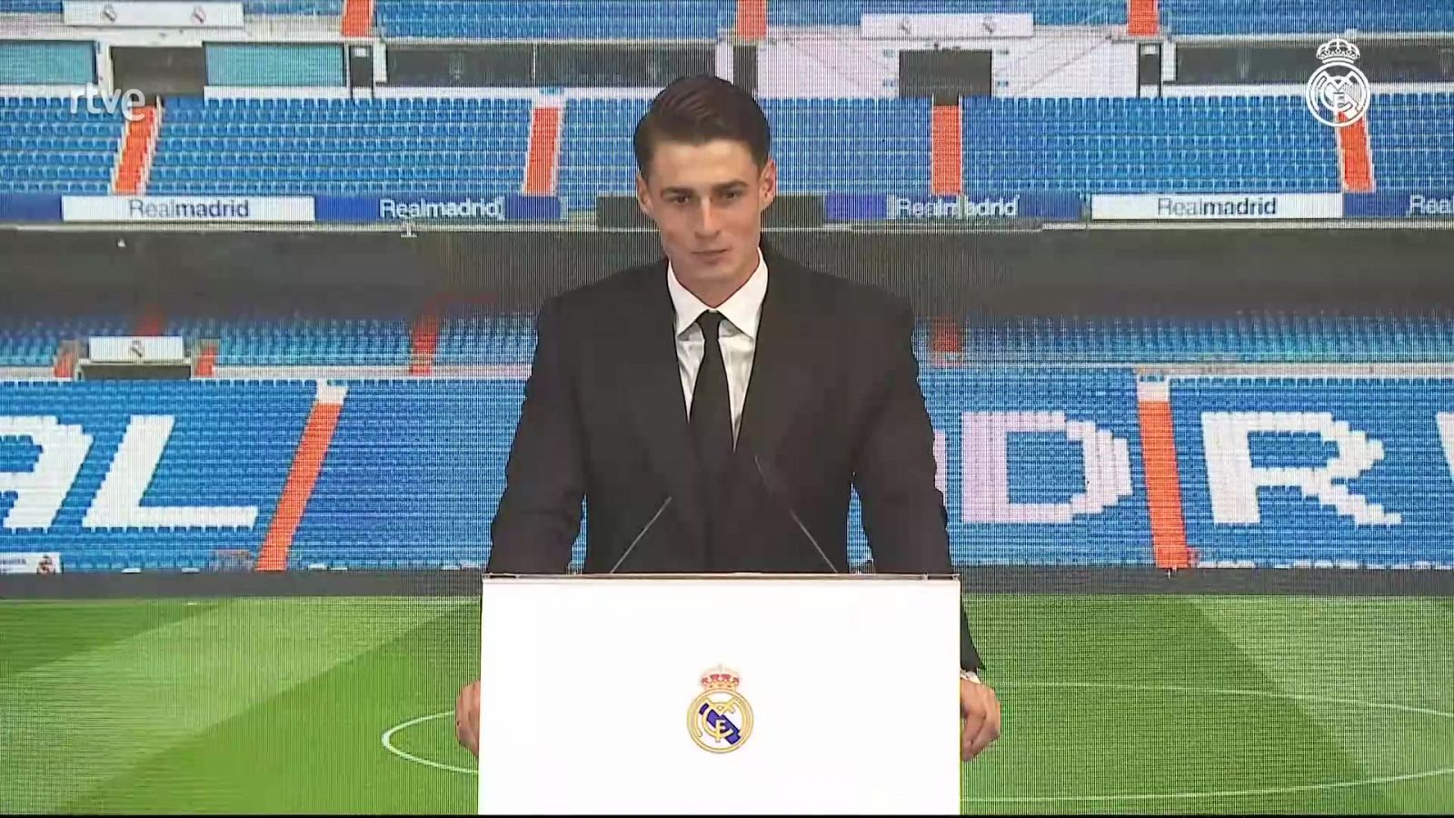 Kepa en su presentación con el Real Madrid: "Es uno de los días más especiales de mi vida"