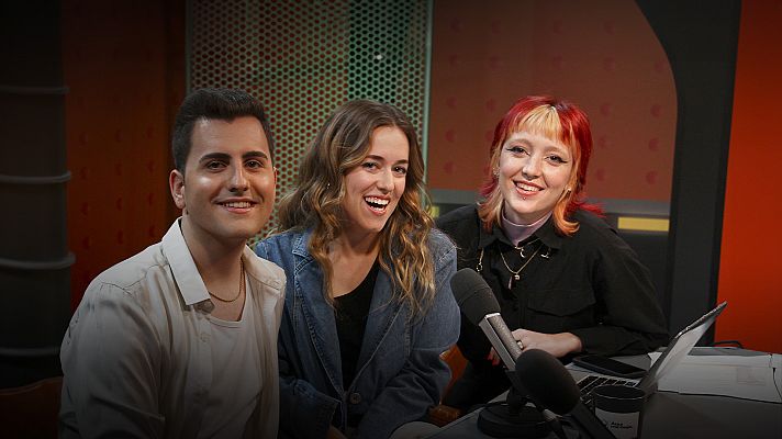 Aquí me bajo - Tráiler de "Aquí me bajo", con Sara Giró y Paula García