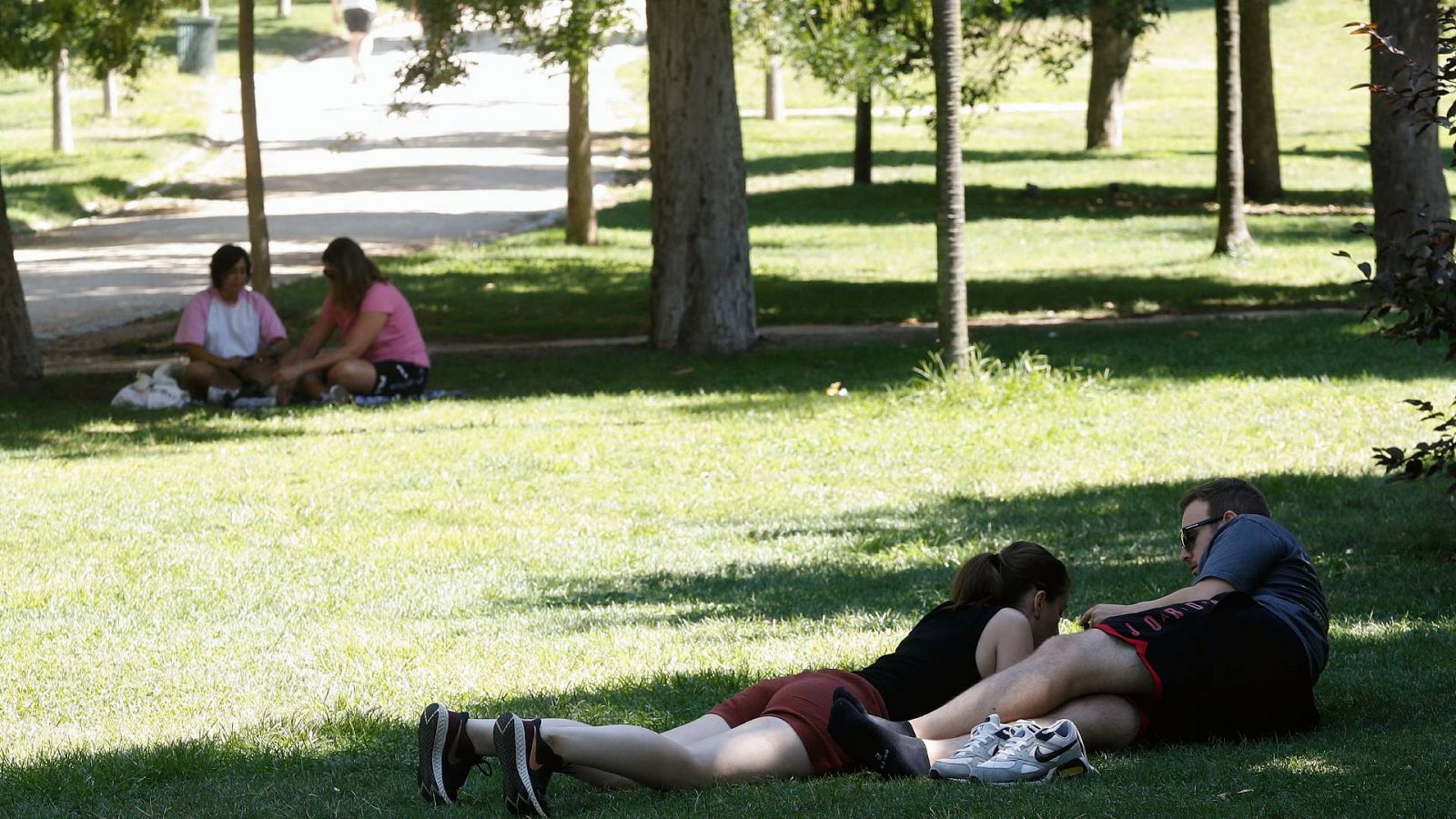 Las temperaturas suben hasta los 40 grados en el Valle del Ebro 