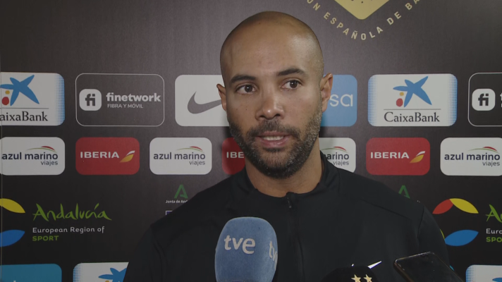 Baloncesto en RTVE - Jordi Fernandez: "Somos un equipo joven e inexperto en FIBA"