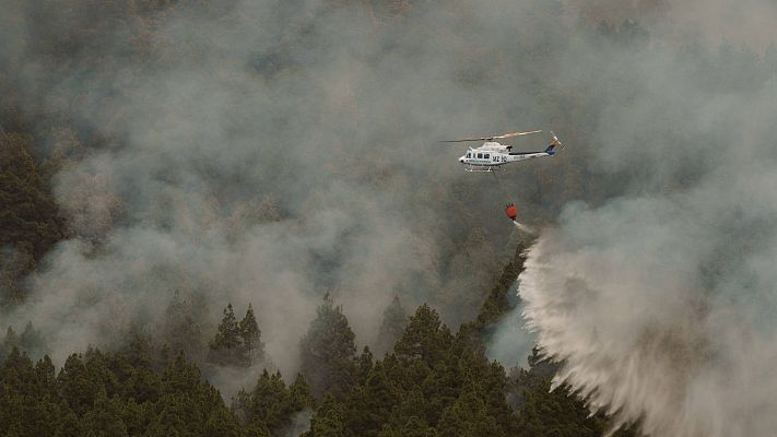 Un incendio sin precedentes en Tenerife: su explosividad ha generado su propia meteorología