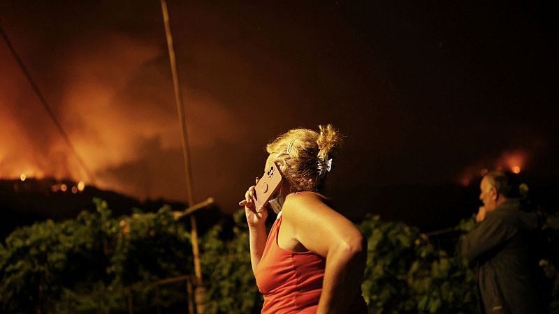 Aumenta la preocupación entre los desalojados por el incendio de Tenerife