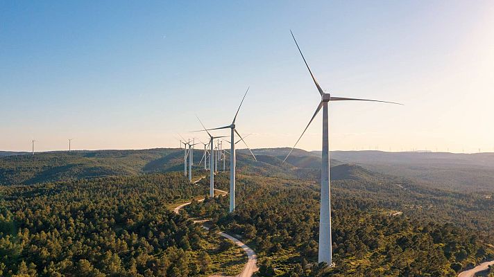 Telediario Fin de Semana - El sector eólico genera en España más de 32.000 empleos y prevé llegar a 60.000 en 2030