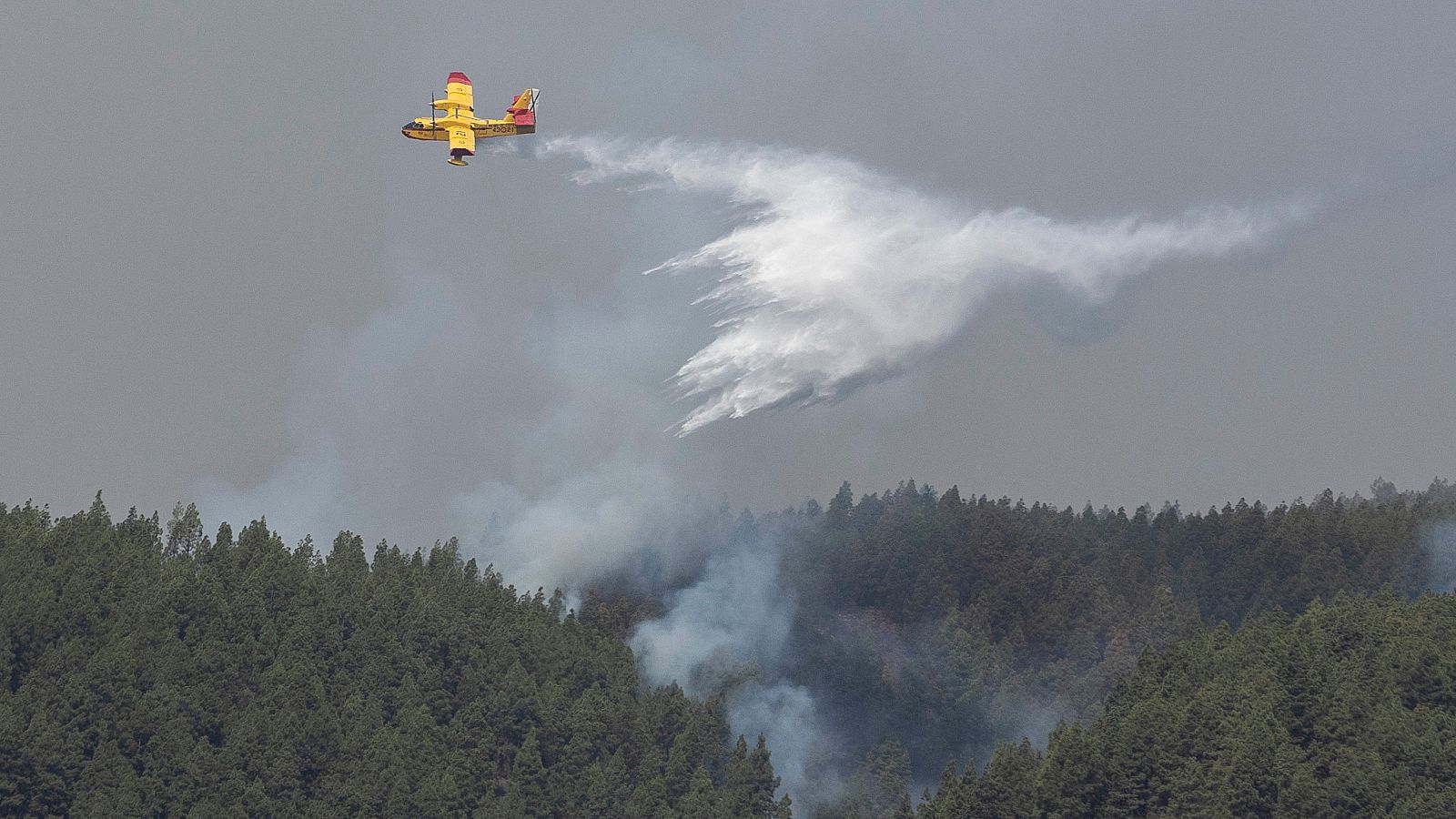 El incendio de Tenerife sigue sin estabilizarse