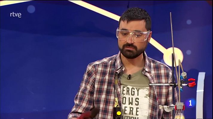 L'informatiu - Comunitat Valenciana - Nahúm Méndez, un geólogo (en apuros) viral por desmentir patrañas científicas