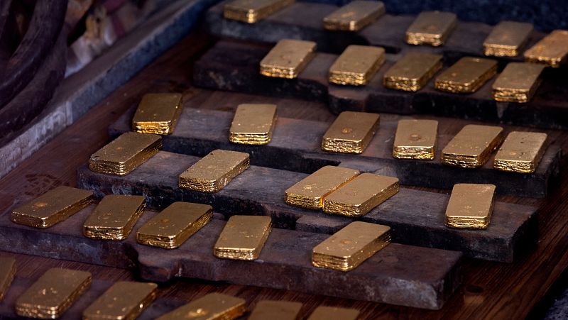 Países como China se lanzan a comprar oro batiendo récords