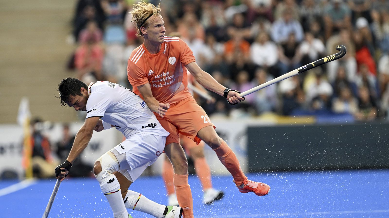 Hockey hierba - Campeonato de Europa masculino. Semifinal: Bélgica - Países Bajos - ver ahora