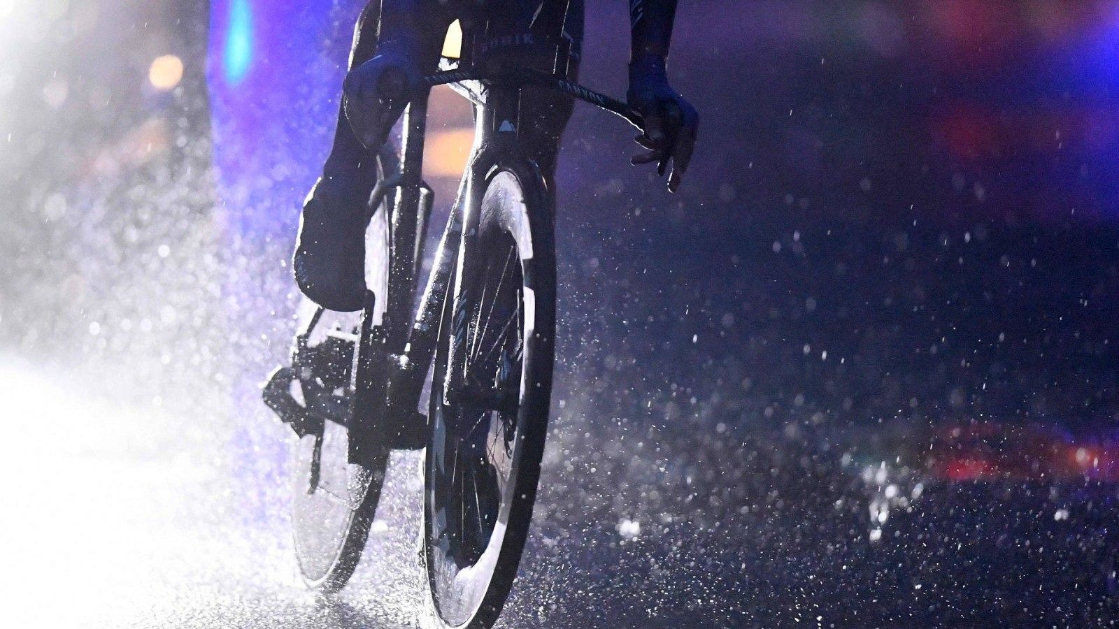 Final de la primera etapa de la Vuelta a España 2023 -- ver ahora