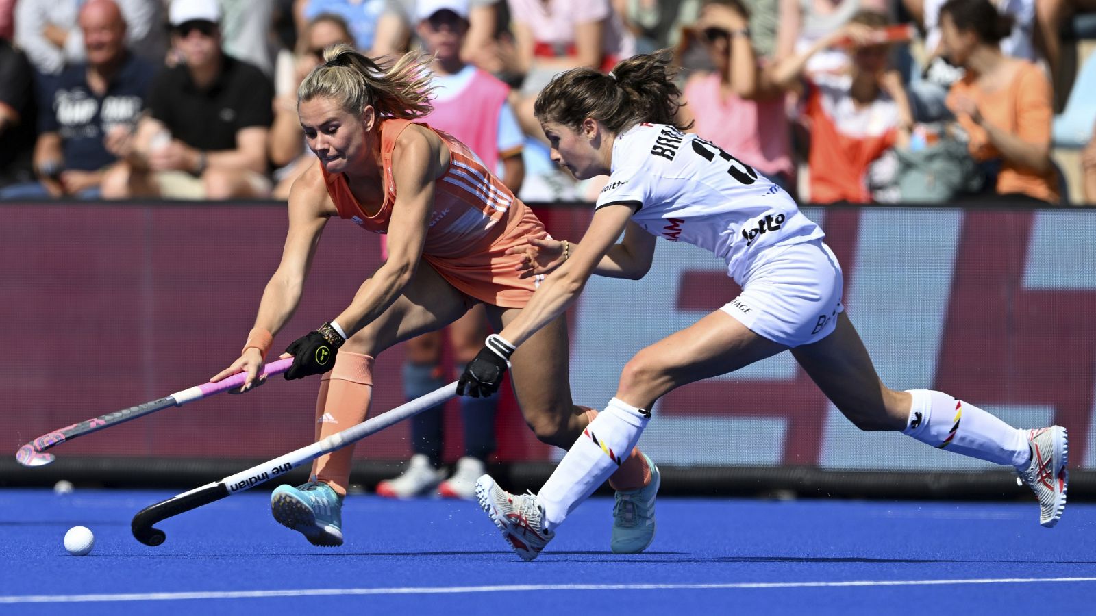 Hockey hierba - Campeonato de Europa femenino. Final: Países Bajos - Bélgica