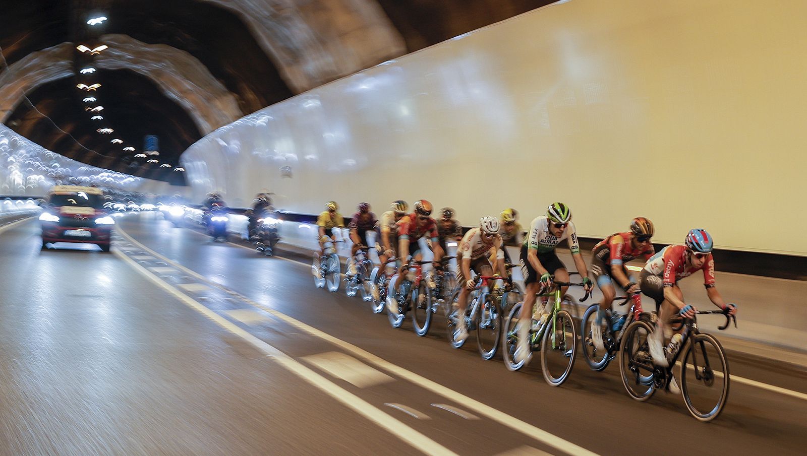 La Vuelta 2023: Tarragona recibe a la Vuelta con alerta por vientos fuertes