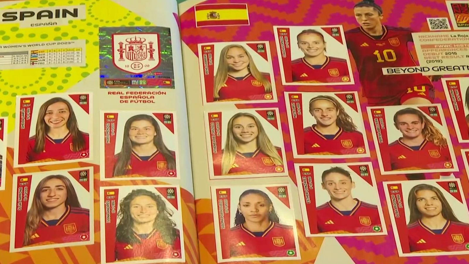 El reconocimiento al fútbol femenino, reflejado en los cromos - ver ahora