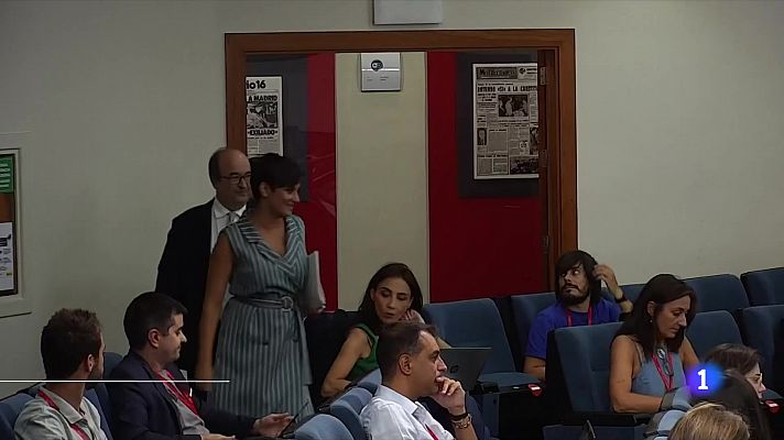 L'Informatiu - El Govern retreu a la Federació Catalana de Futbol que "no ha estat a l'alçada"