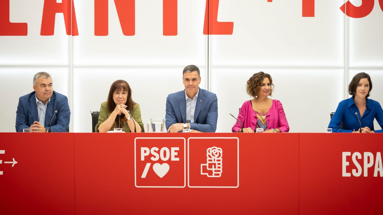 El PSOE confirma que votará "no" a la investidura de Feijóo 