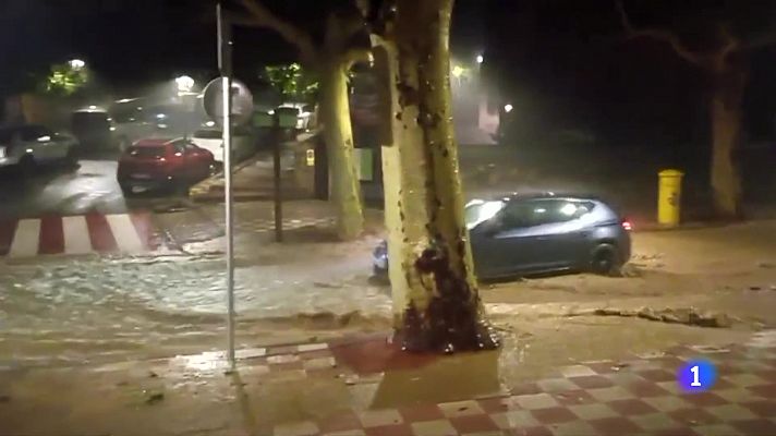 L'Informatiu - Aiguats torrencials a la costa: al Maresme s'acumulen prop de 90 litres