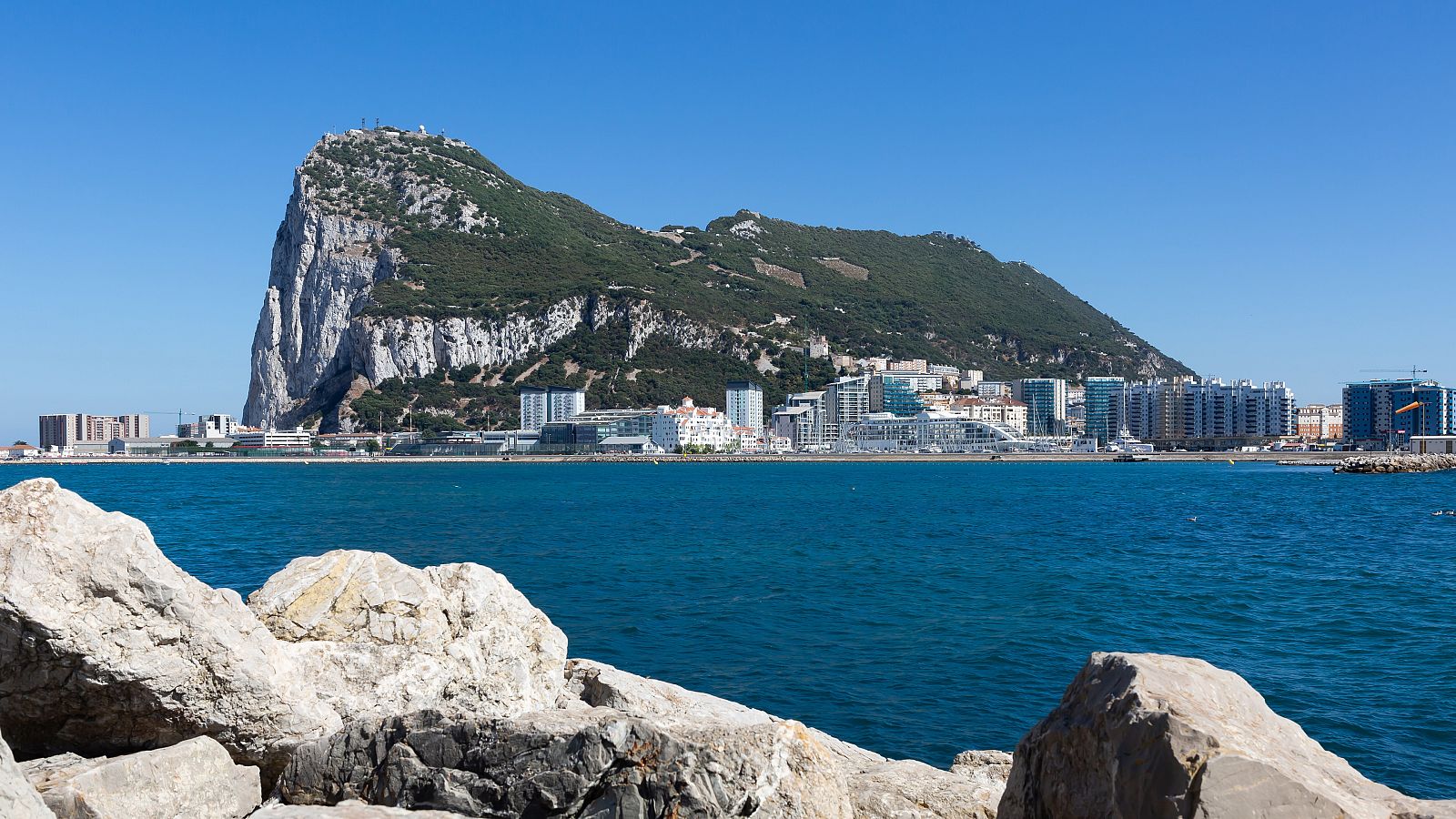 España denuncia incidentes con Gibraltar