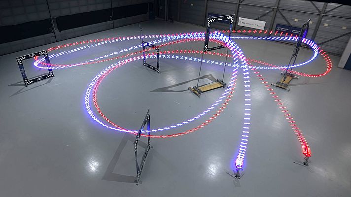 Telediario 1 - Un dron pilotado por Inteligencia Artificial bate al controlado por personas en un experimento