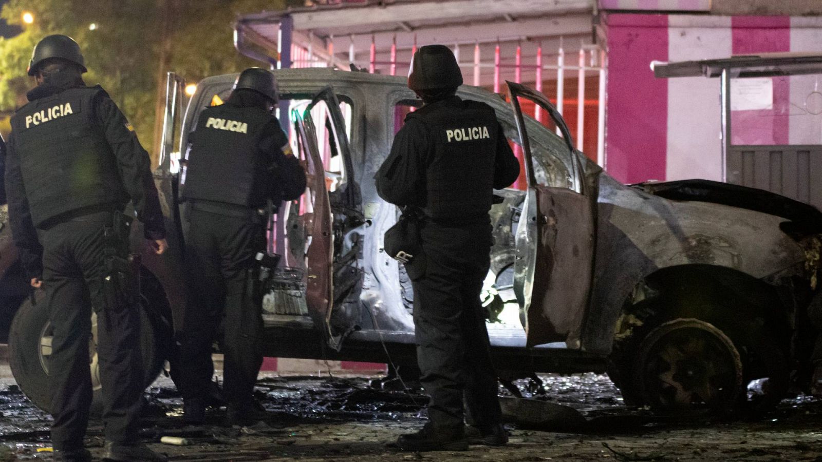 Ecuador sufre un momento de violencia con cuatro coches bomba en apenas 24 horas