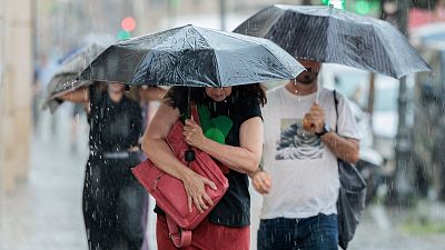 La Comunidad Valenciana se prepara para las fuertes lluvias:  "Todo el dispositivo de emergencia est activado"