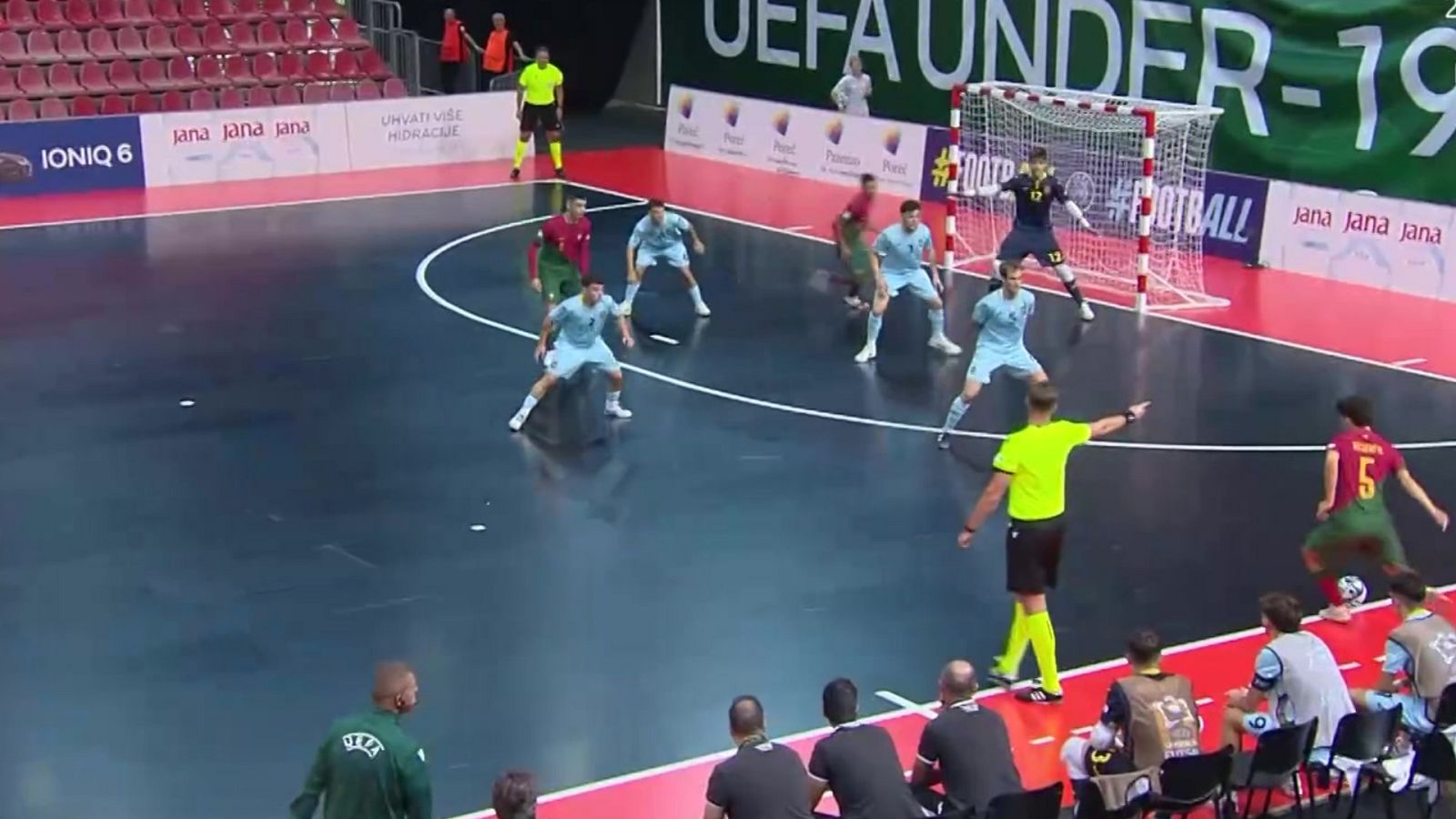 Fútbol Sala Campeonato de Europa Sub19. 1ª fase España Portugal