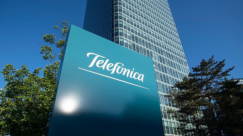El director de inversiones de ATL Capital, Ignacio Cantos, explica al Canal 24 horas detalles sobre la compra del 9,9% de las acciones de Telefónica por parte del operador saudí STC Group.