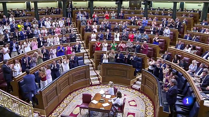 El català s'estrenarà al Congrés pel debat d'investidura de Feijóo