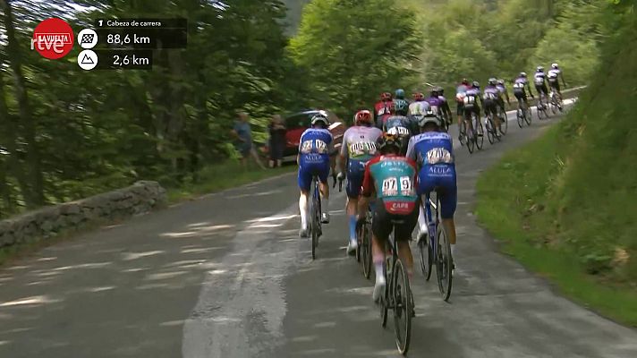 Así fue la crisis de Remco Evenepoel en el Col d'Aubisque