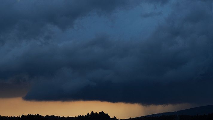 Posibilidad de lluvia en gran parte de la Península y máximas en descenso