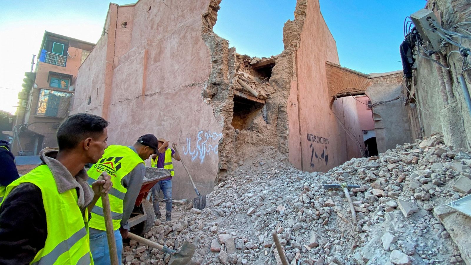 Segunda noche al raso en Marrakech tras el devastador seísmo 