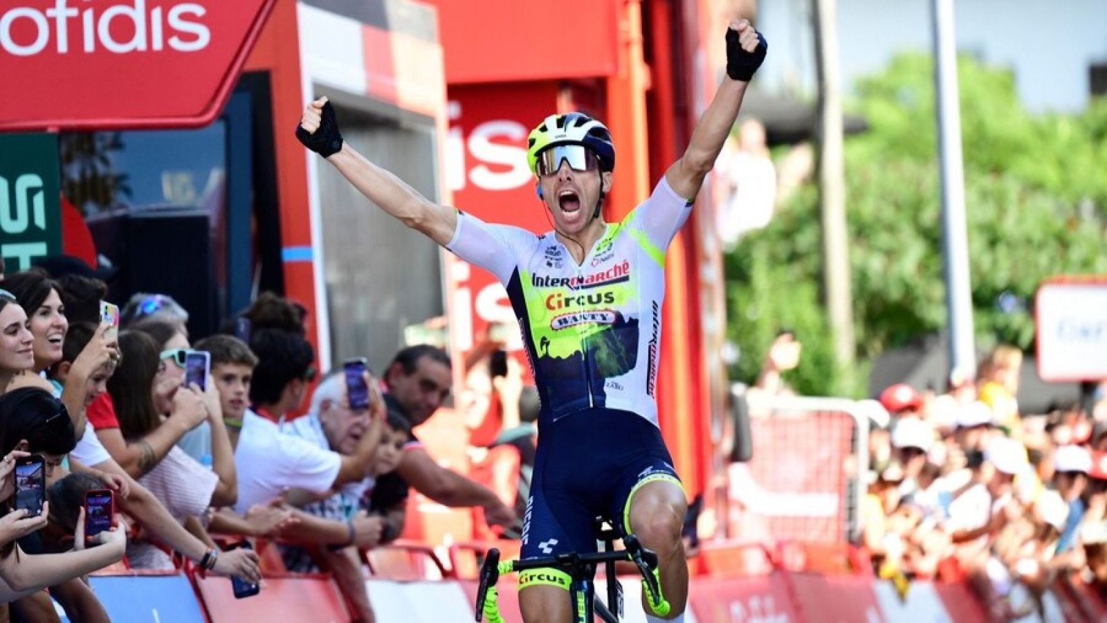 Vuelta 2023 1 Rui Costa vence en Lekunberri - etapa 15