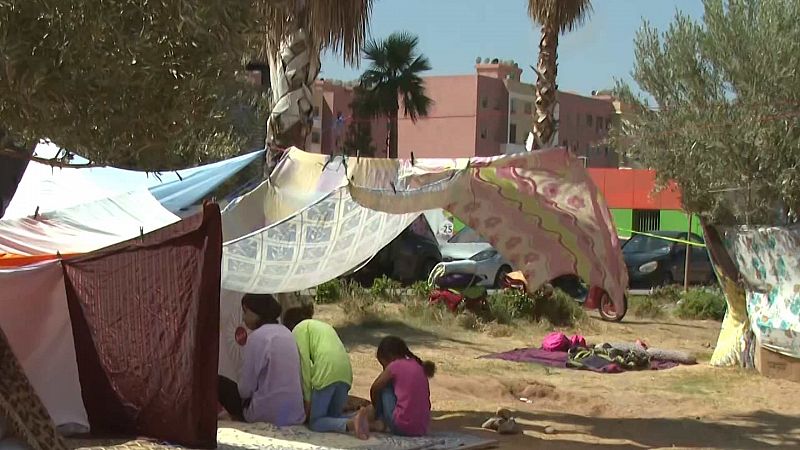 Centenares de marroquíes siguen a la intemperie: "Esta situación es bastante dura"