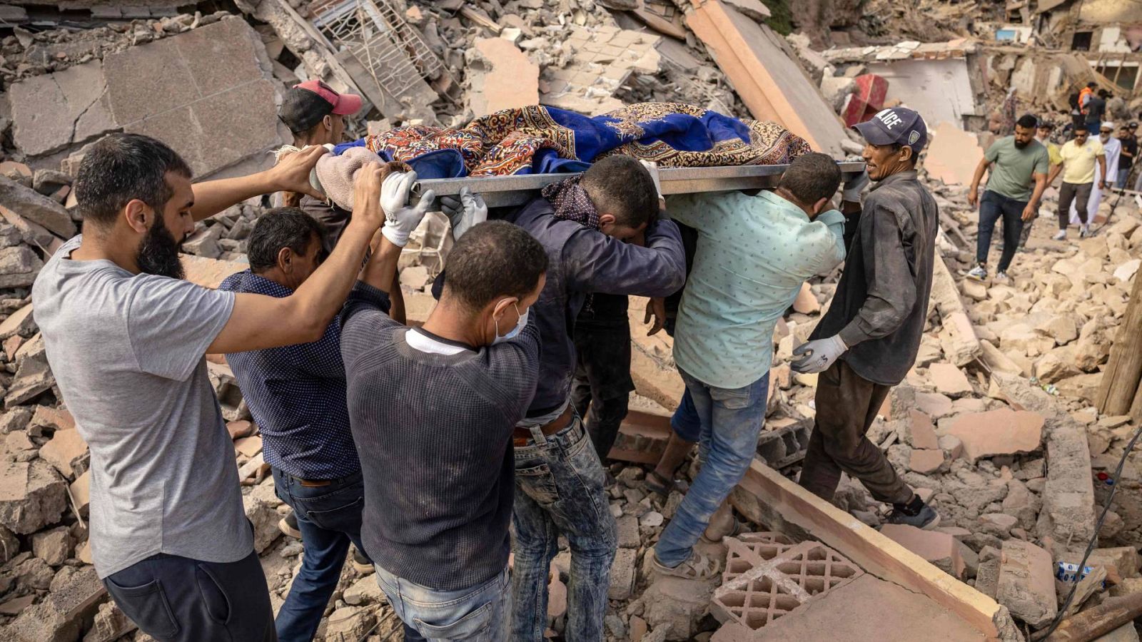 Terremoto en Marruecos: búsqueda contra reloj de supervivientes