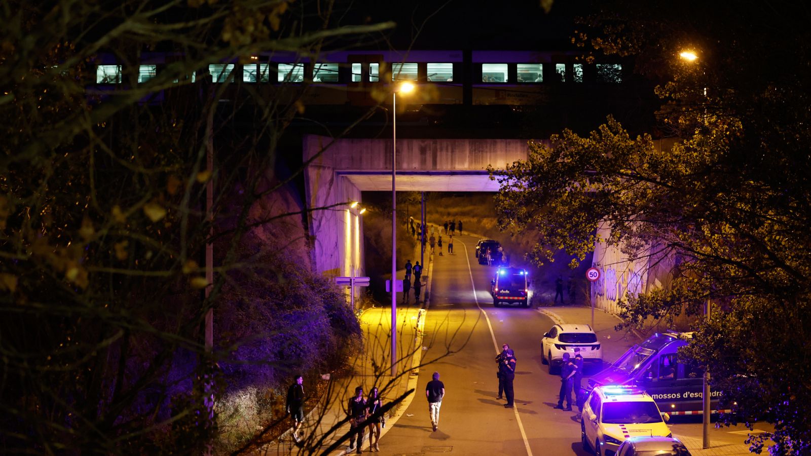 Mueren cuatro jóvenes arrollados por un tren de cercanías en Montmeló