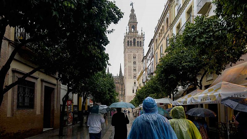 Hoy, bajada de temperaturas en el norte y chubascos intensos en varios puntos del país