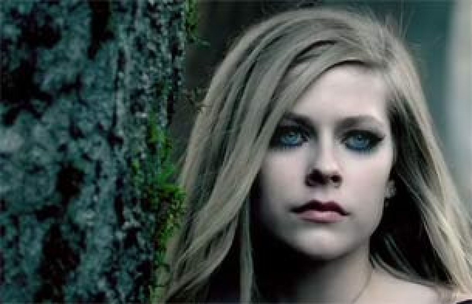 "Alice (Underground)", videoclip de Avril Lavigne para la 'Alicia' de Burton | Ver
