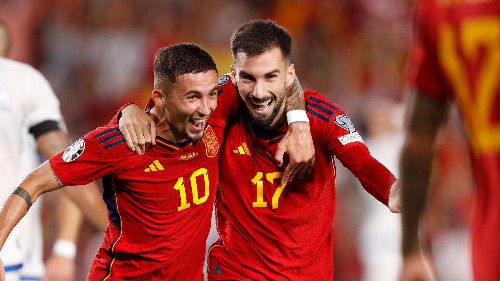 España - Chipre | Álex Baena marca un gol nada más debutar