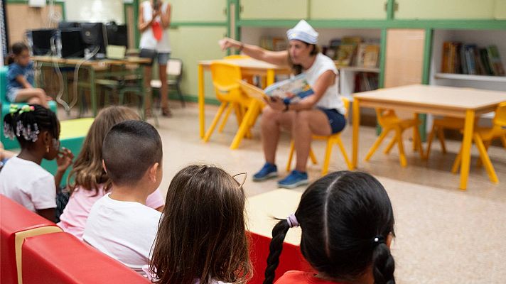 Telediario 1 - Expertos coinciden en que sobrecargar a los niños con actividades extraescolares puede ser contraproducente
