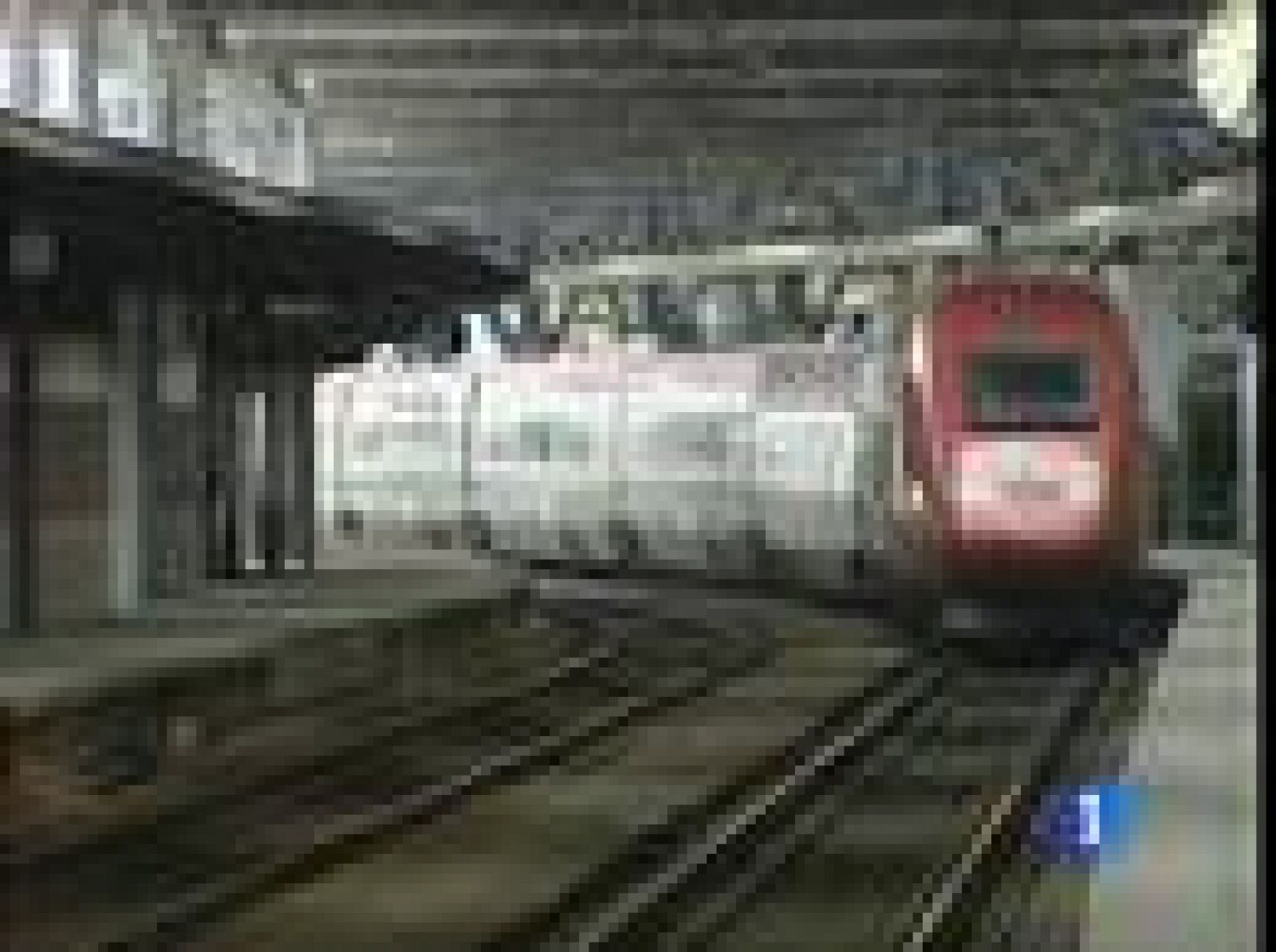 Los investigadores recuperan las cajas negras del accidente ferroviario de Halle, Bélgica | Ver