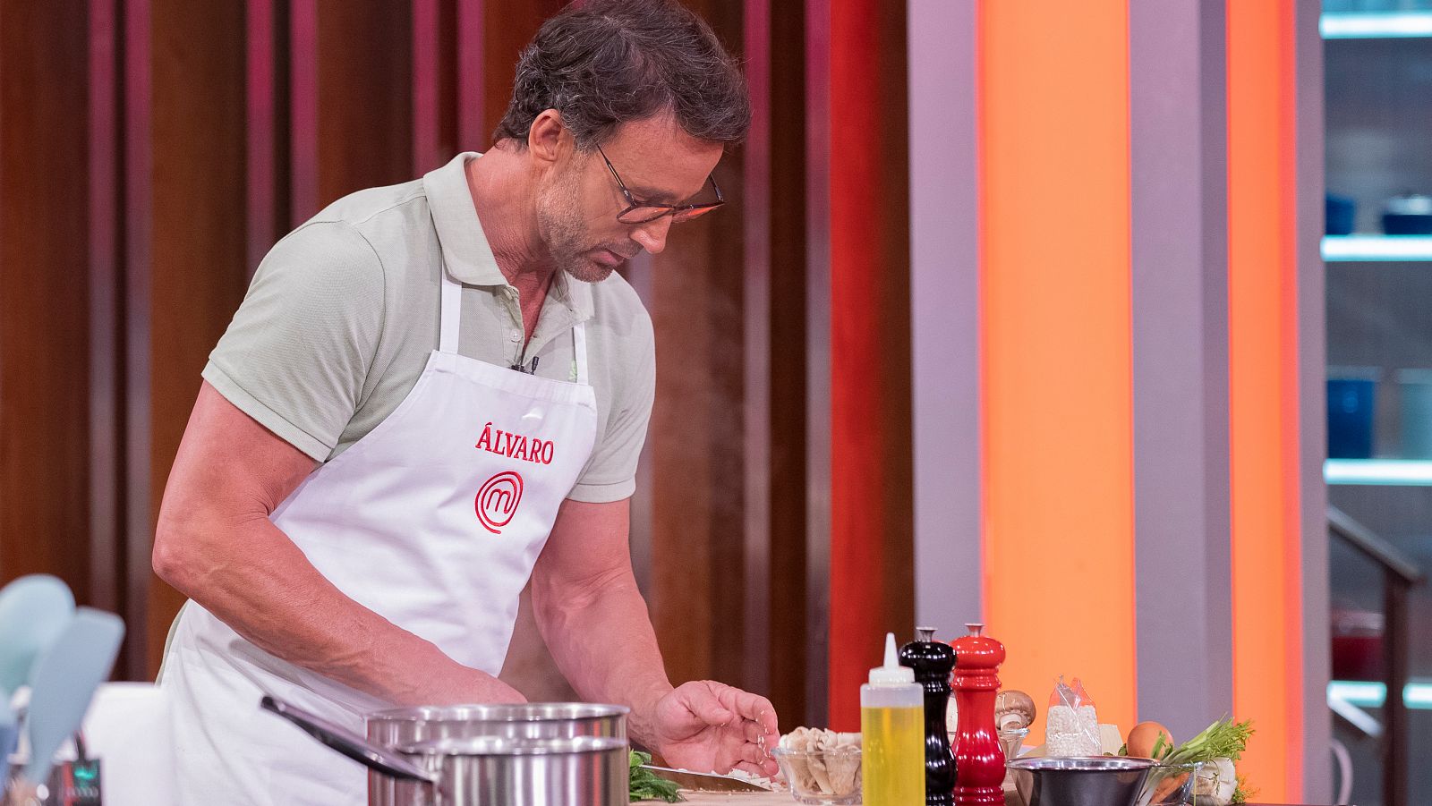 Álvaro Escassi tiene tatuado un pulpo en una parte muy íntima | Ver