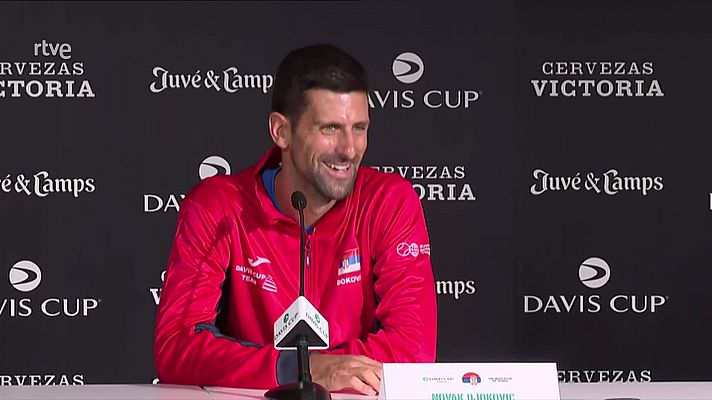 Novak Djokovic amplía vocabulario en castellano "echando de menos" a Federer y Nadal