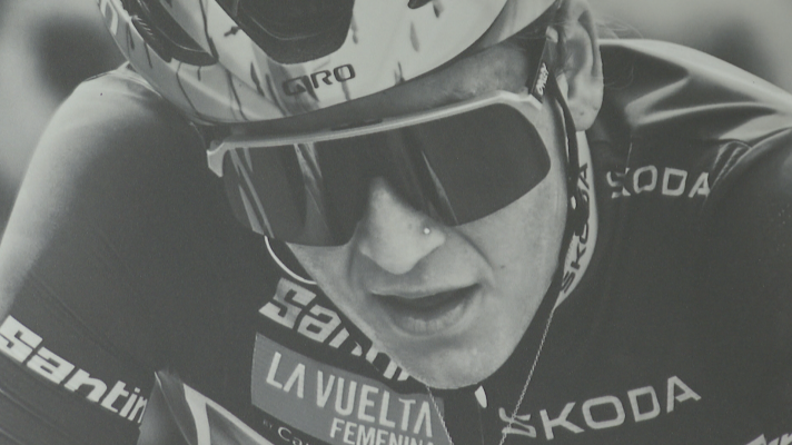 Vuelta ciclista a España - Bicycle Face: las ciclistas de la Vuelta en una exposición