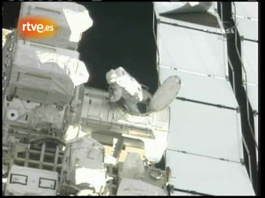 Ciencia y tecnología en Rtve.es - La ISS abre las ventanas...