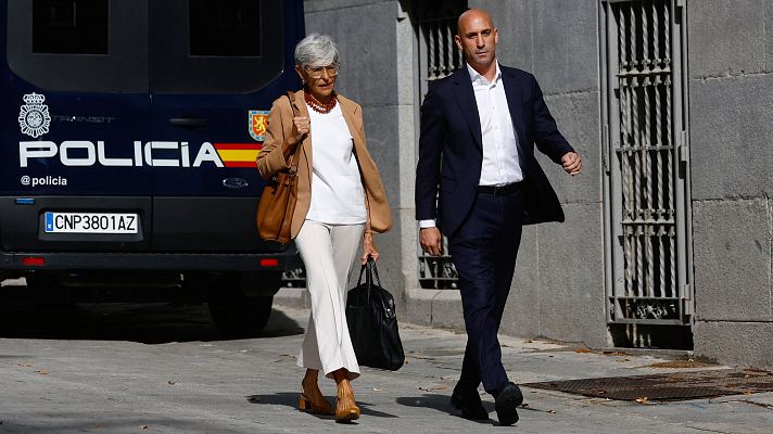 Informativo 24h - Luis Rubiales llega a la Audiencia Nacional para declarar por presunto delito de agresión sexual