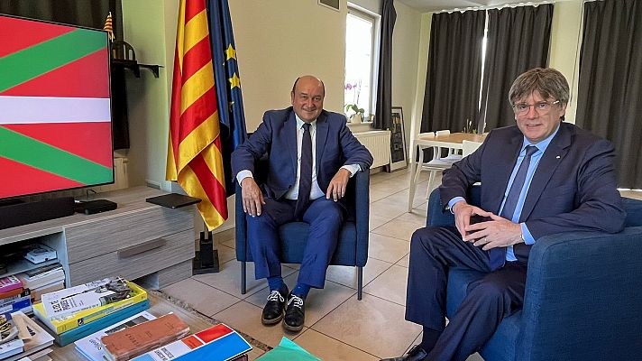 Ortuzar y Puigdemont se reúnen en Warterloo para tratar el papel "clave" de PNV y Junts de cara a la investidura