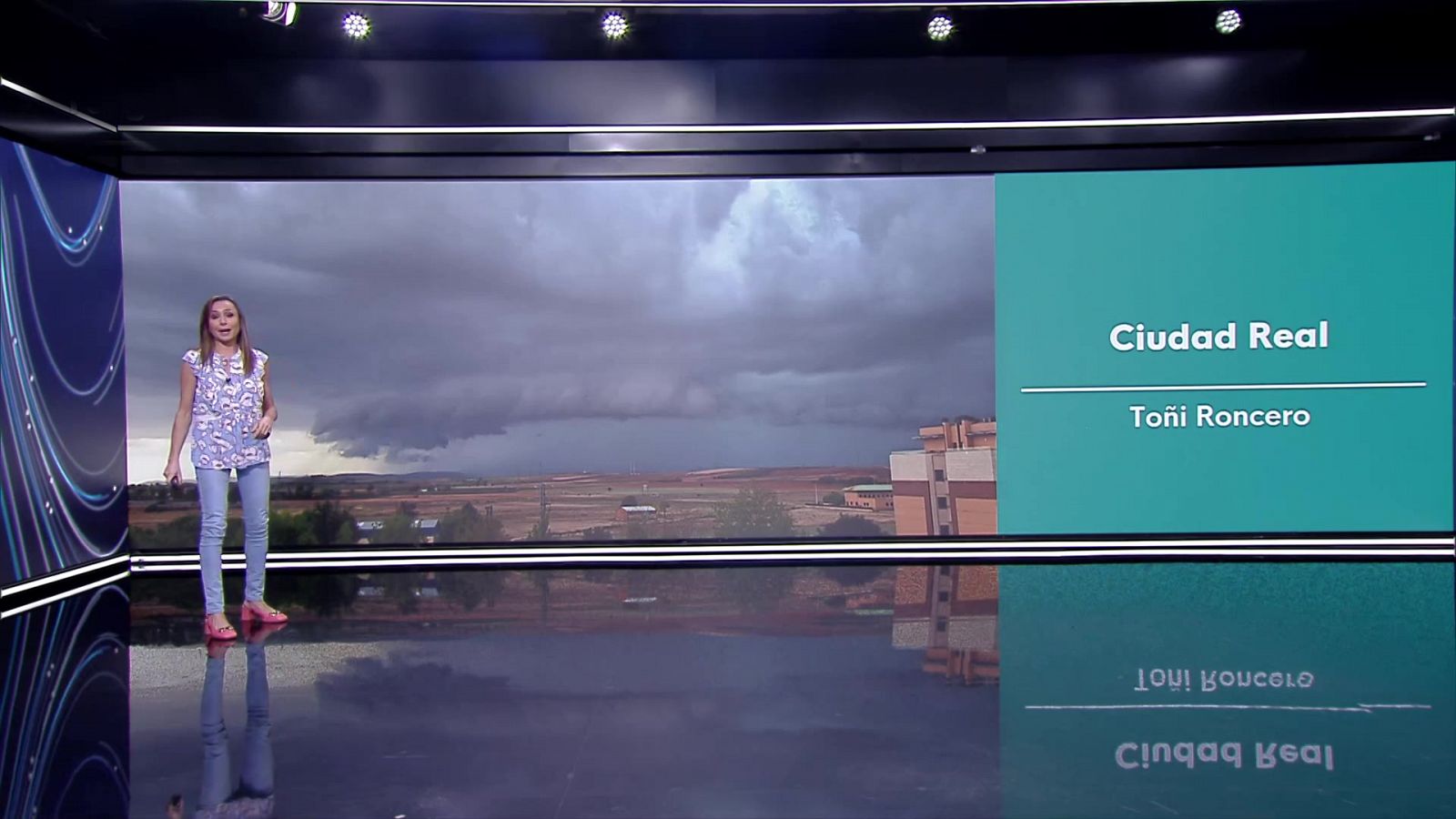 Tormentas   localmente persistentes en Levante y litoral catalán - ver ahora