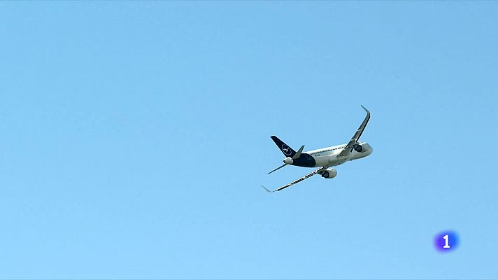 Les aerolínies miren d'adaptar-se a la descarbonització